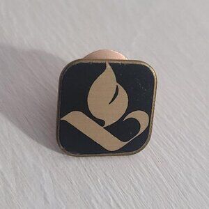 Genie Lamp With Smoke Vintage Lapel Pin Tie Tack Brooch